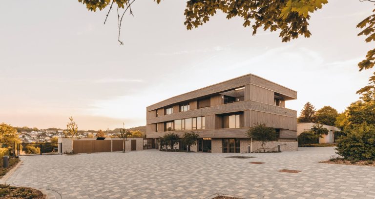 03_2022_Monogruen_FIS-Wiesbaden_015