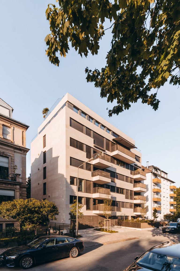 2022_Monogruen_Frankfurt-Corneliusstrasse_001