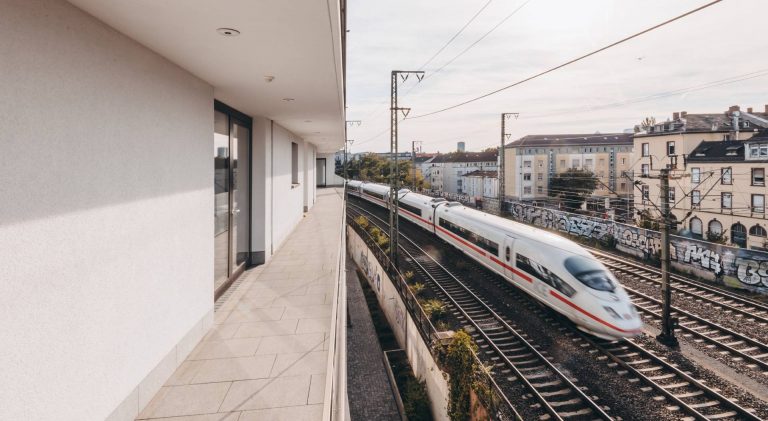 2022_Monogruen_Frankfurt-Darmstädter-Landstrasse_011